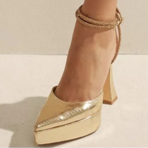 VENUS Shimmering Gold Platform Heels - Picture 6 of 7